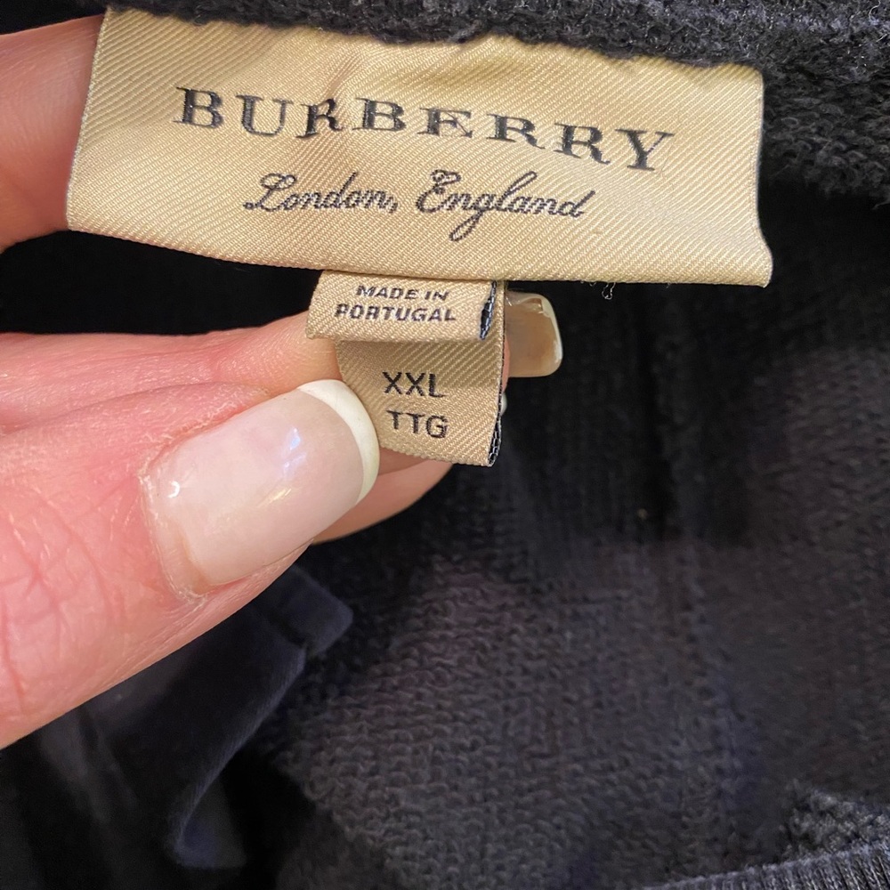 Burberry - Picture 4 of 8